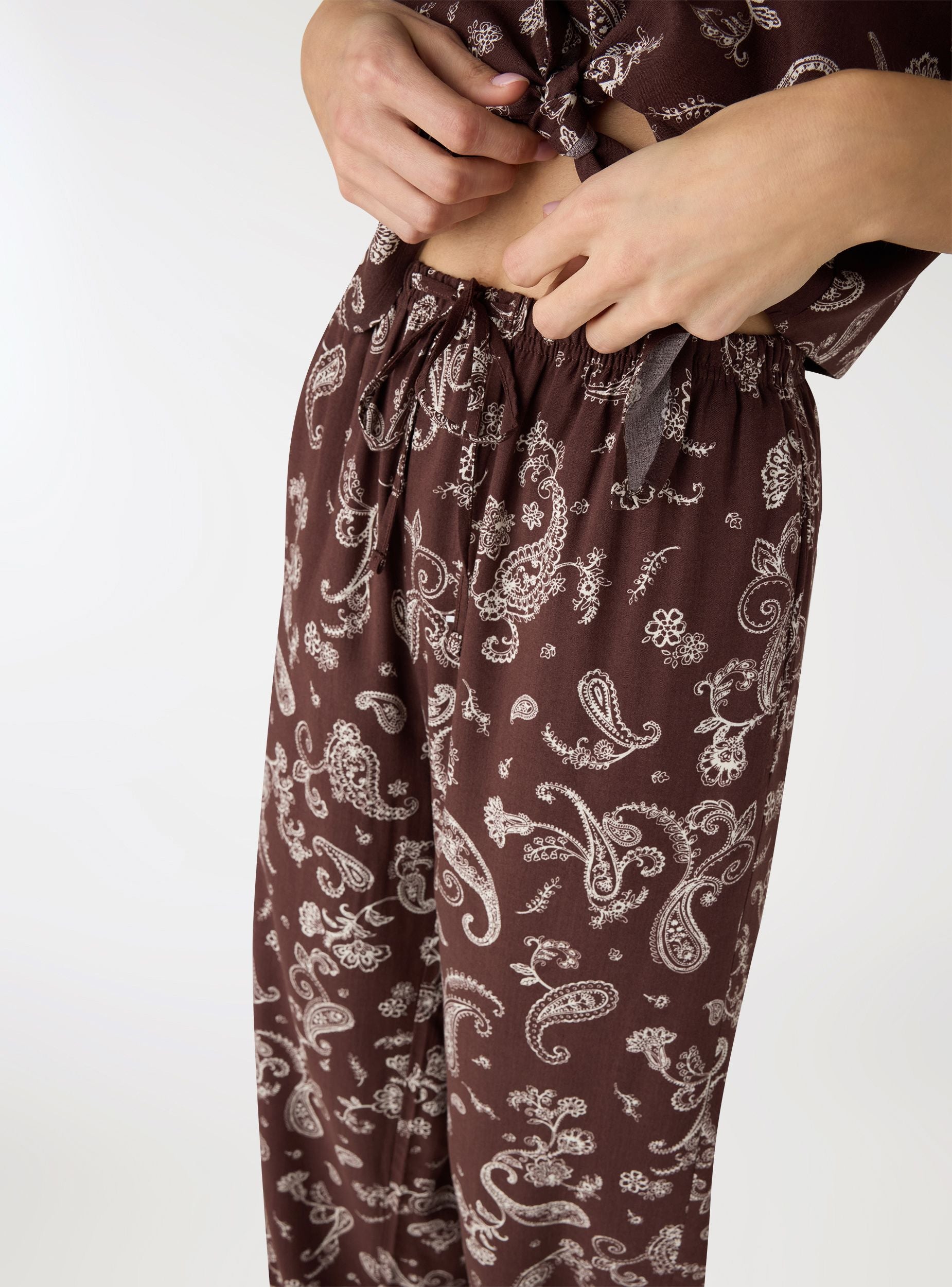 Pantaloni wide leg con stampa paisley Var marrone