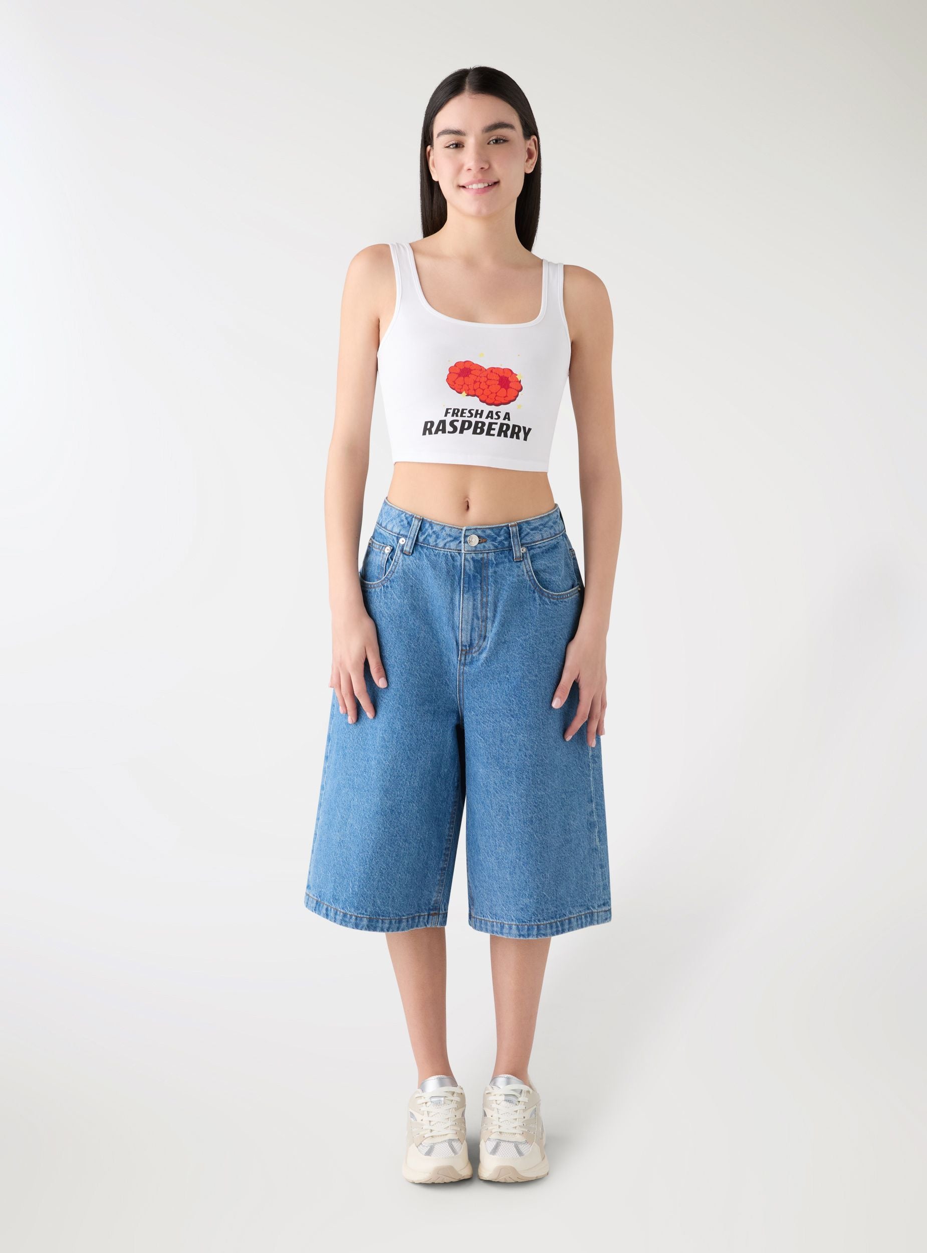 Shorts bermuda in denim con stampa fragola TRNPOPLAB Blu denim medio