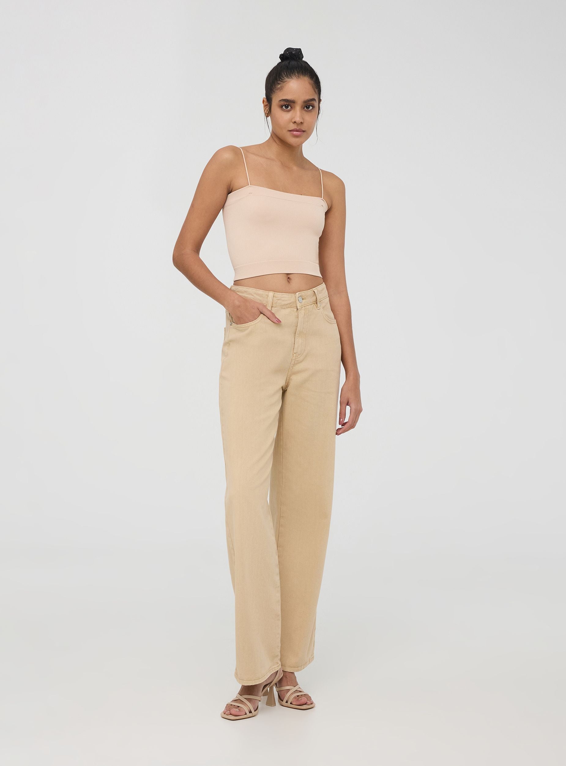 Canotta seamless a costine con spalline sottili Beige chiaro