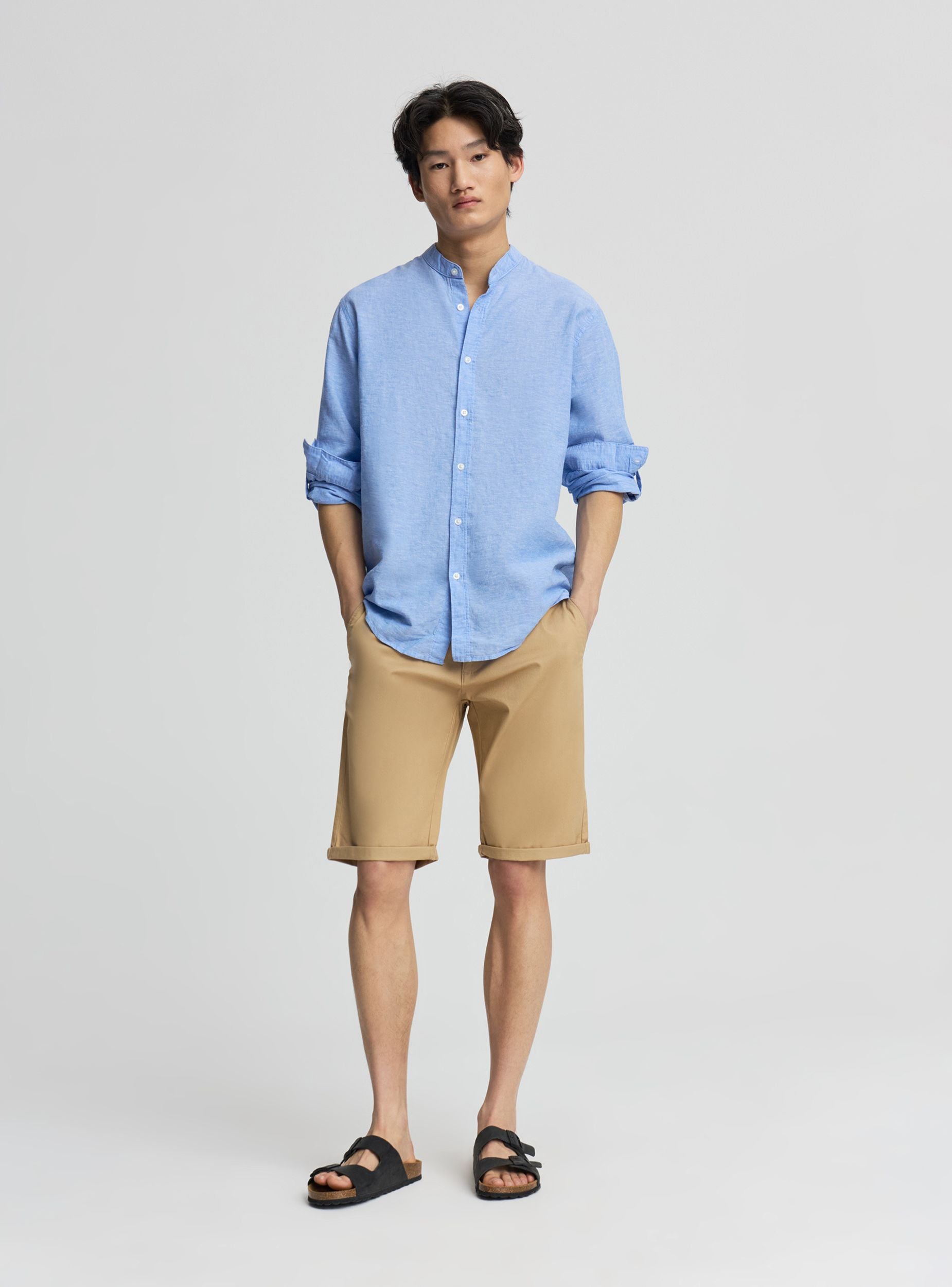 Pantaloncini chino con risvolto Beige chiaro