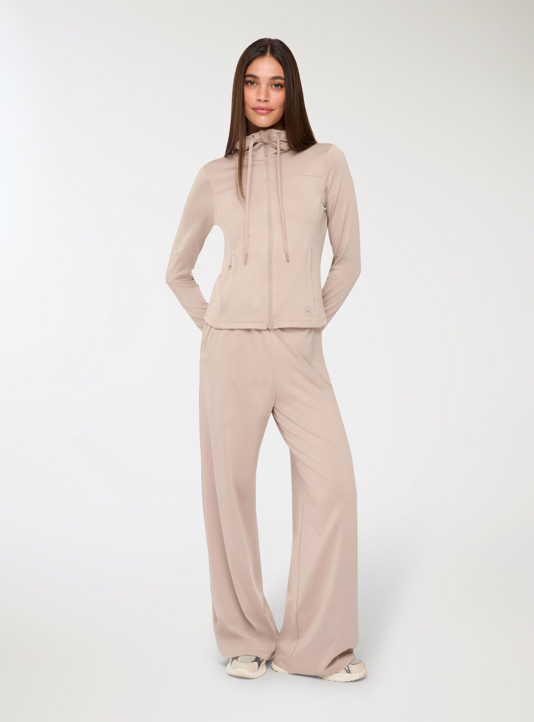 Felpa sportiva con cappuccio e zip