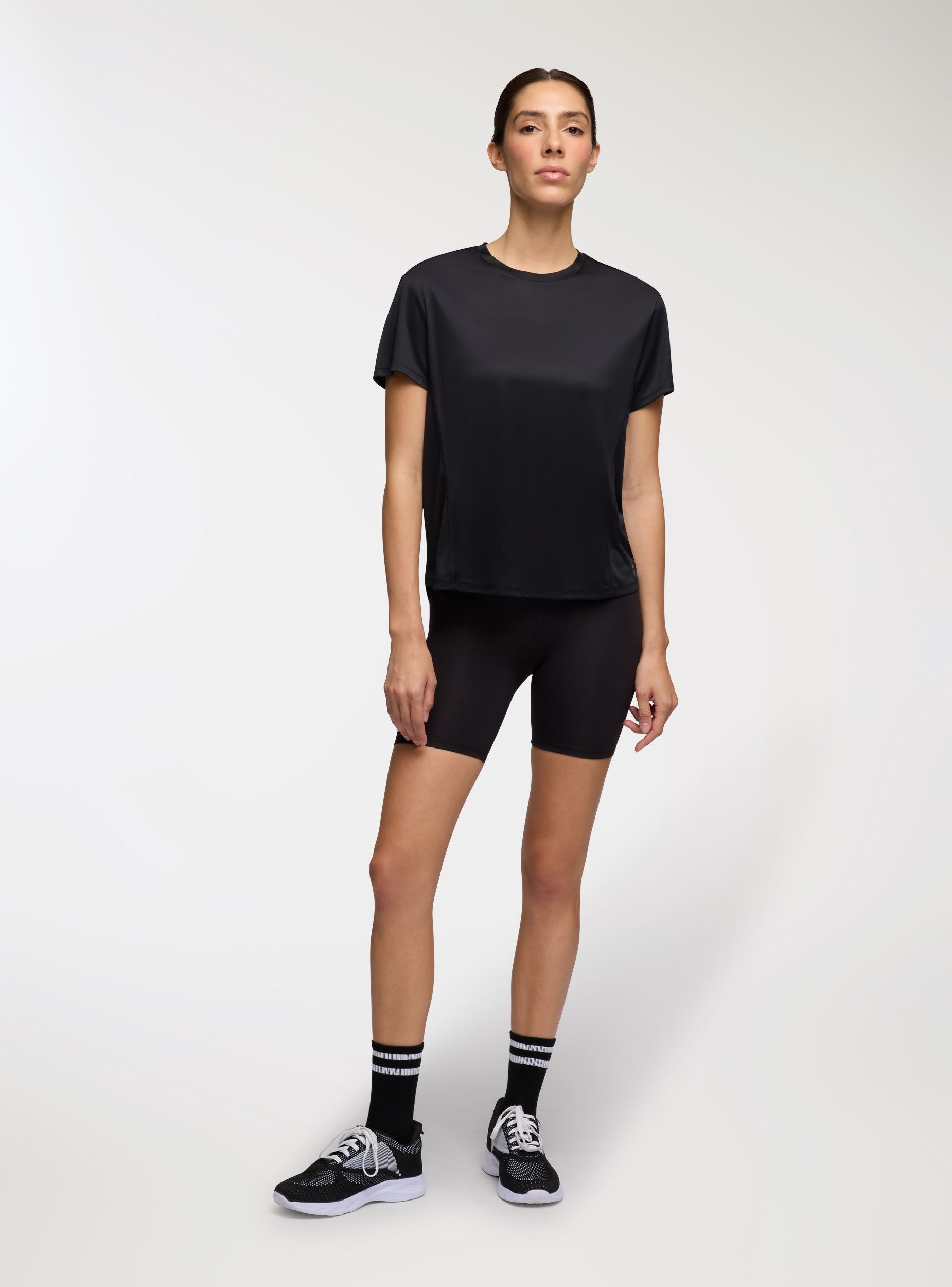T-shirt sportiva stondata donna