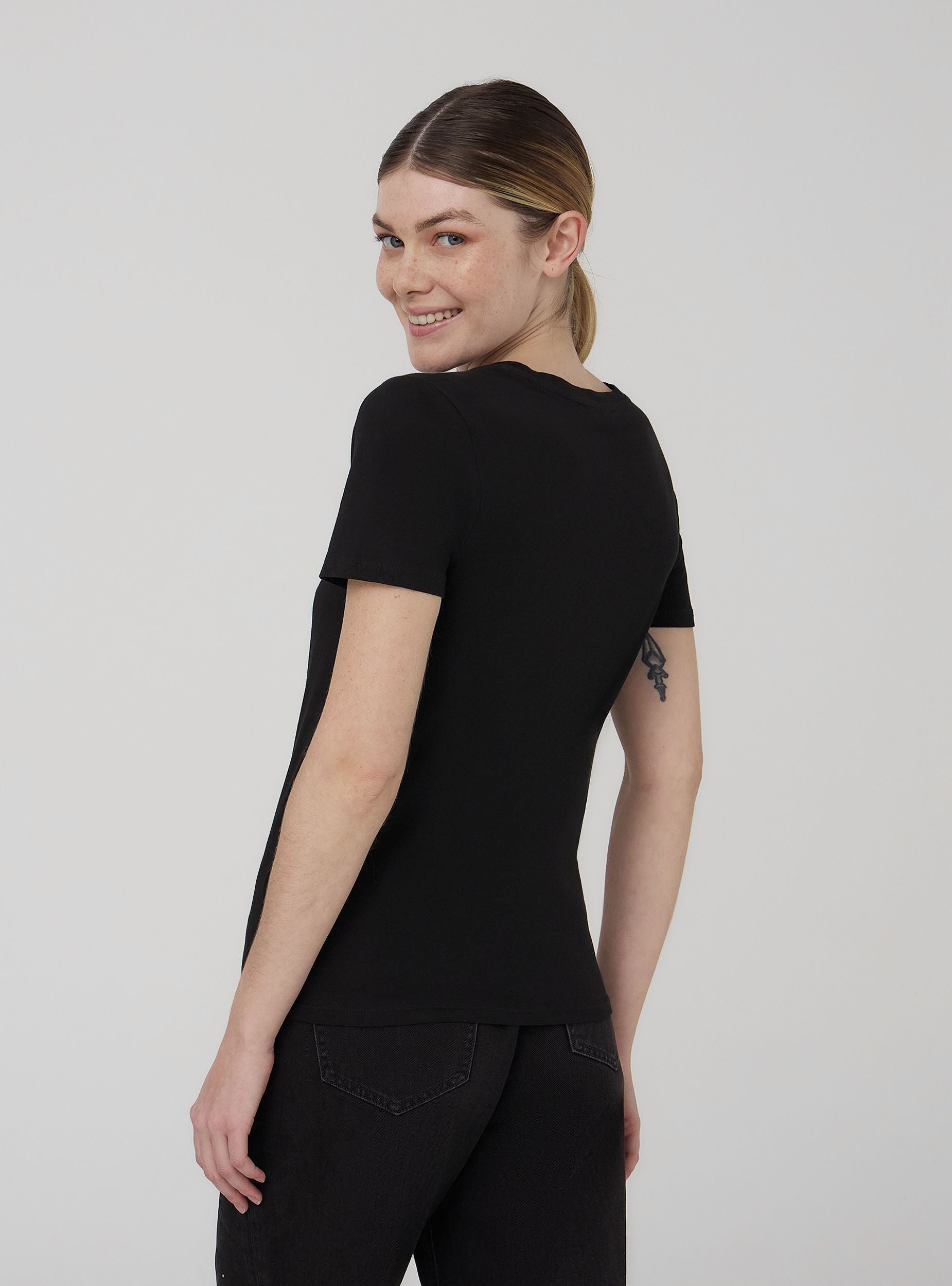 T-shirt stampa cuore con scritta donna