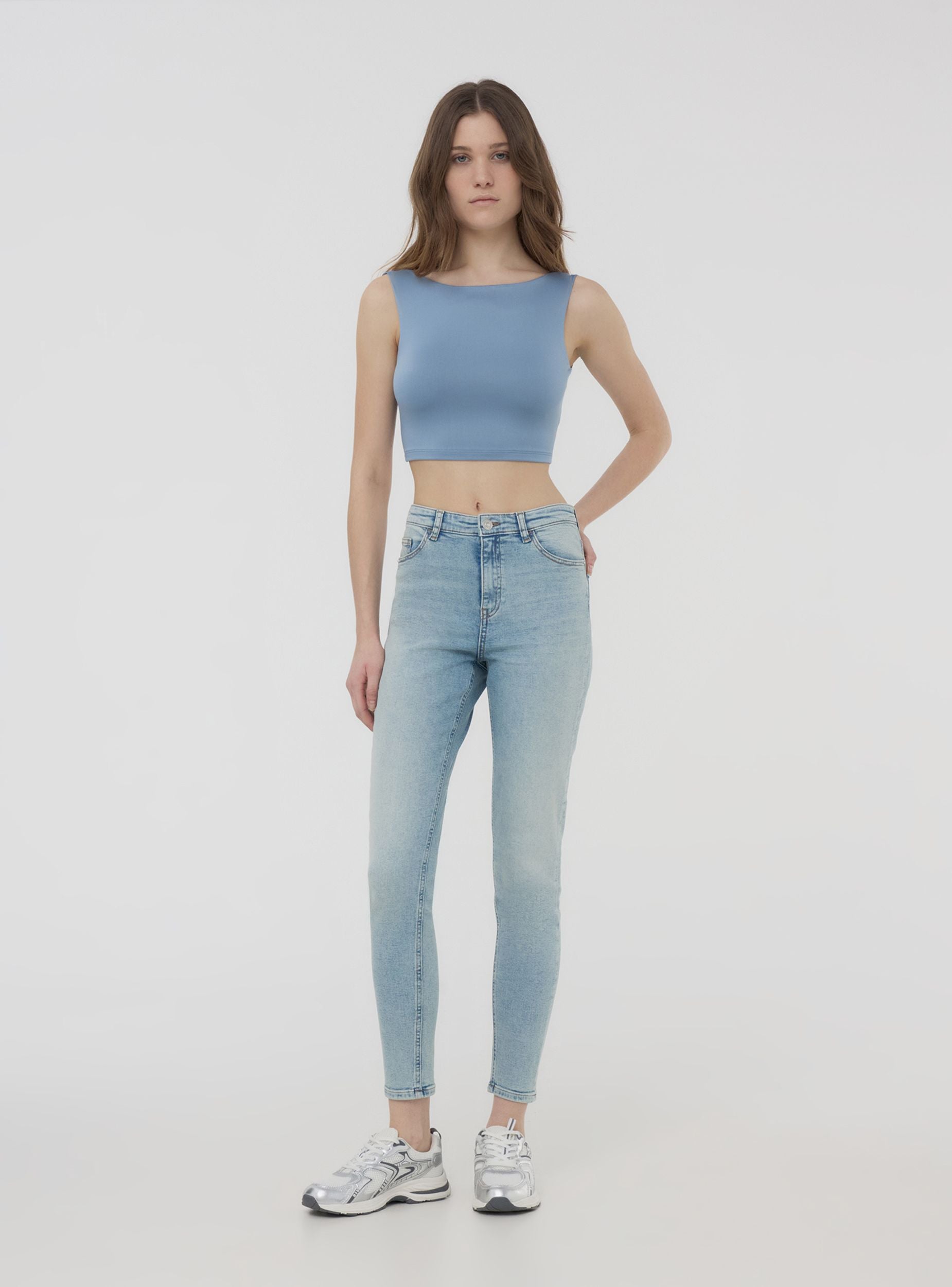 Top crop con schiena scoperta Blu denim donna