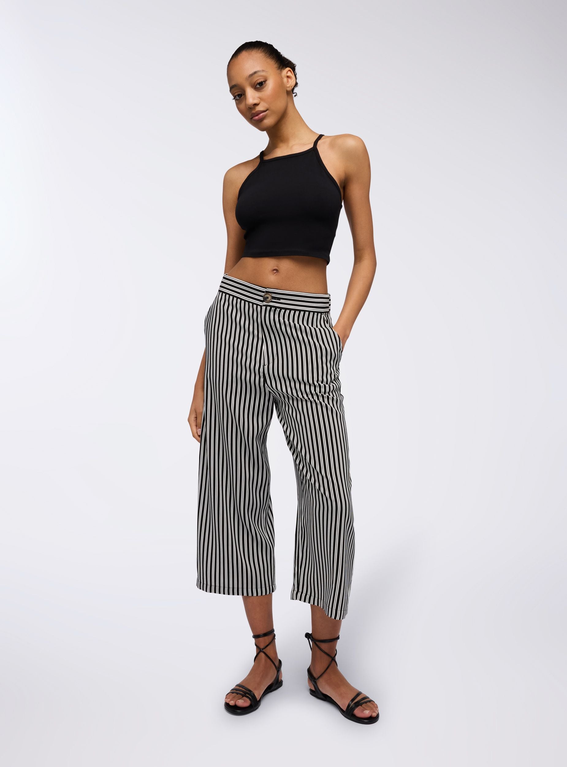 Pantaloni palazzo crop a righe Var nero
