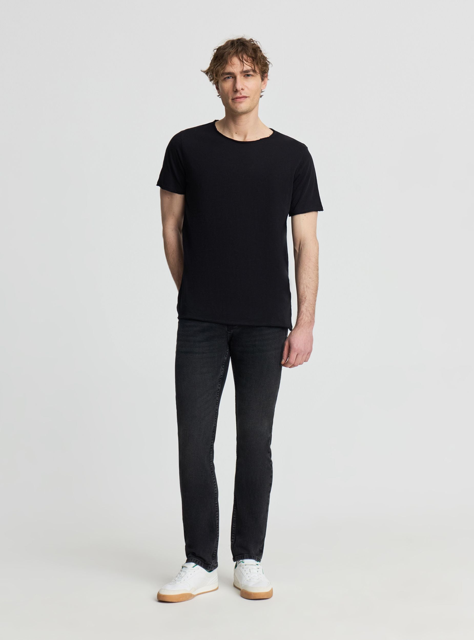 T-shirt girocollo taglia vivo uomo