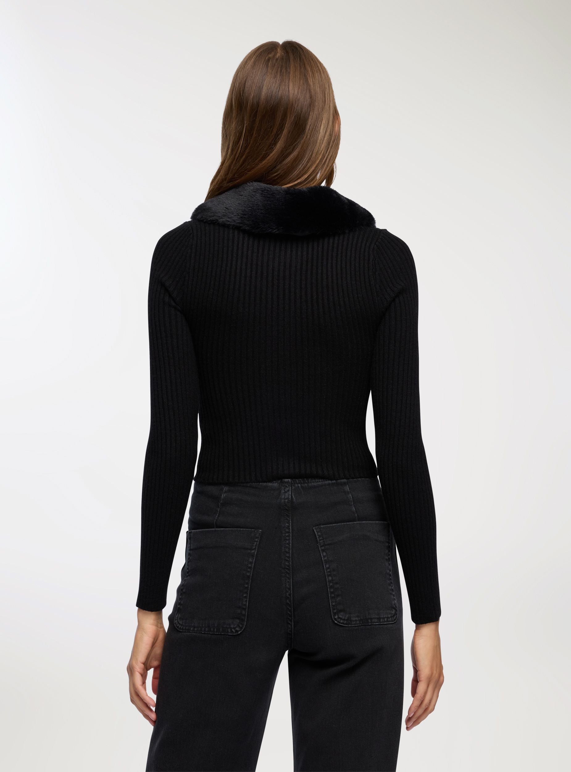 Cardigan con zip e collo in similpelliccia