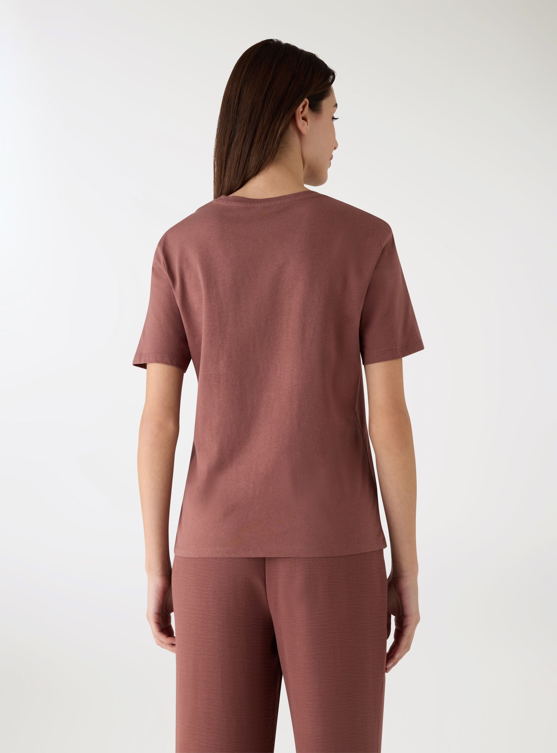 T-shirt con taschino macramè donna