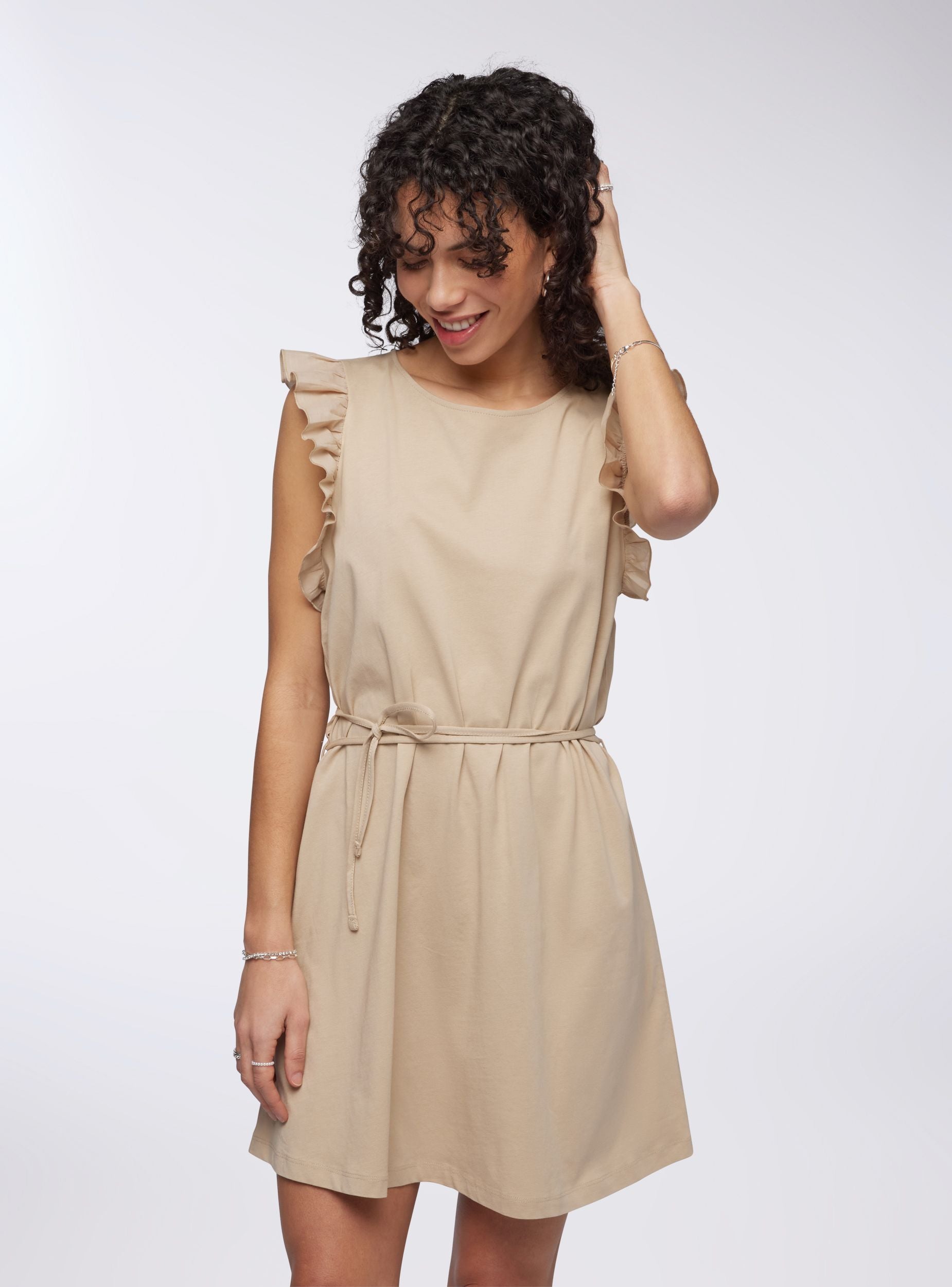 Vestito con cinturina e balze donna