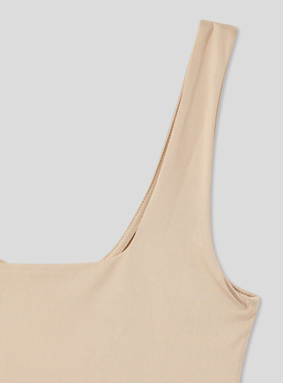 Body con scollo quadrato