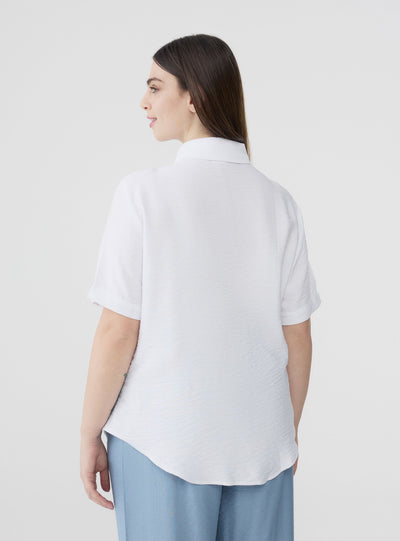 Plain-coloured shirt, lightweight fabric