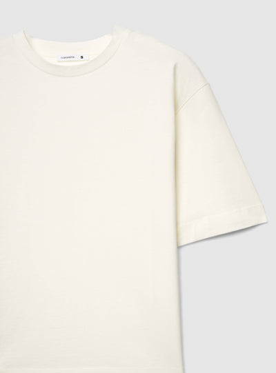 T-shirt over a tinta unita