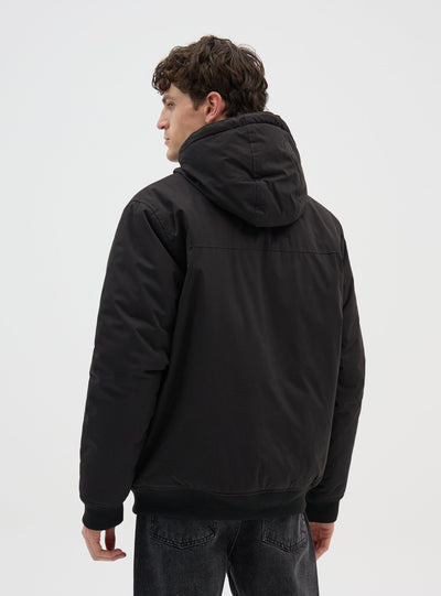 Jacke mit Kapuze und geripptem Saum