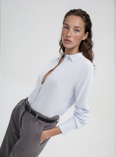 Camicia ampia a tinta unita