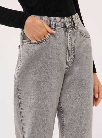 Jeans mom a vita alta a tinta unita