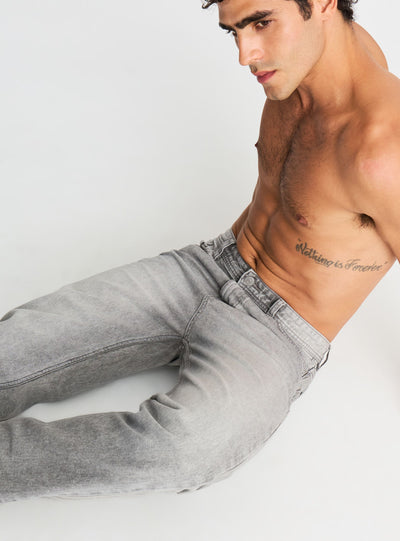 Jeans baggy a tinta unita