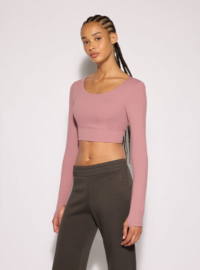 T-shirt corta sportiva con laccetti incrociati
