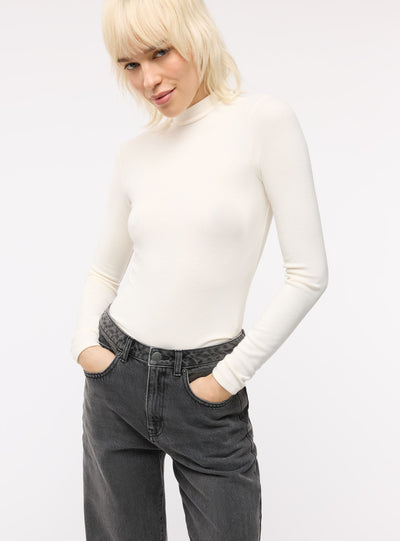 Tricou cu guler tip helancă, uni