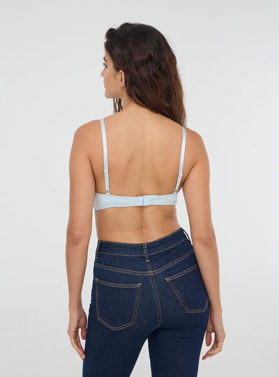 Reggiseno a triangolo preformato