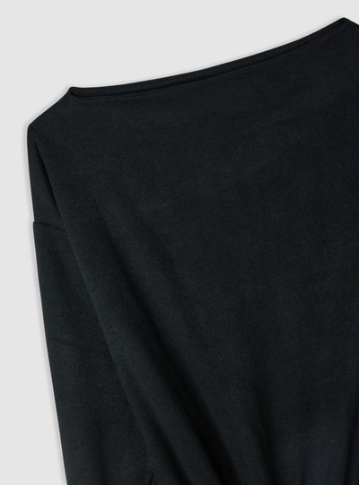 Vestito mini in maglia con scollo a barca