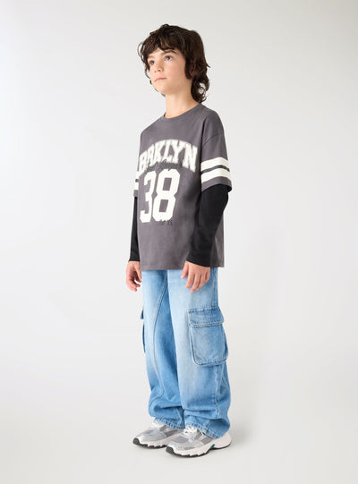 T-shirt con stampa sportiva