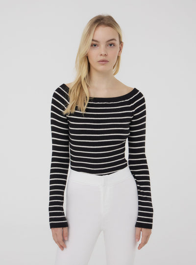 Maglia a righe con spalle scoperte
