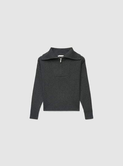 Maglia a coste con zip al collo