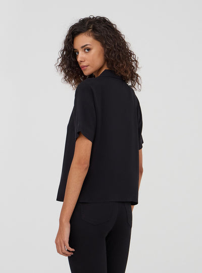 Camicia ampia maniche corte