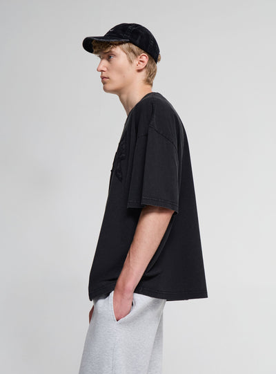 T-shirt boxy con stampa patch