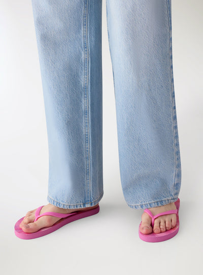 WORNG-SAC0018385001-S891-FRONTCROP.jpg