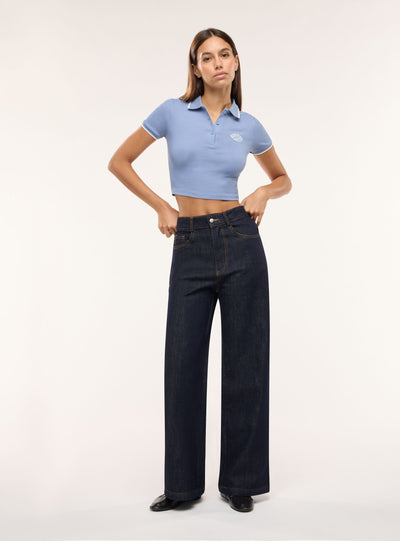 T-shirt con colletto polo e ricamo college
