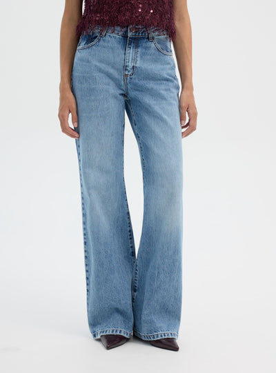 Jeans bootcut a vita media