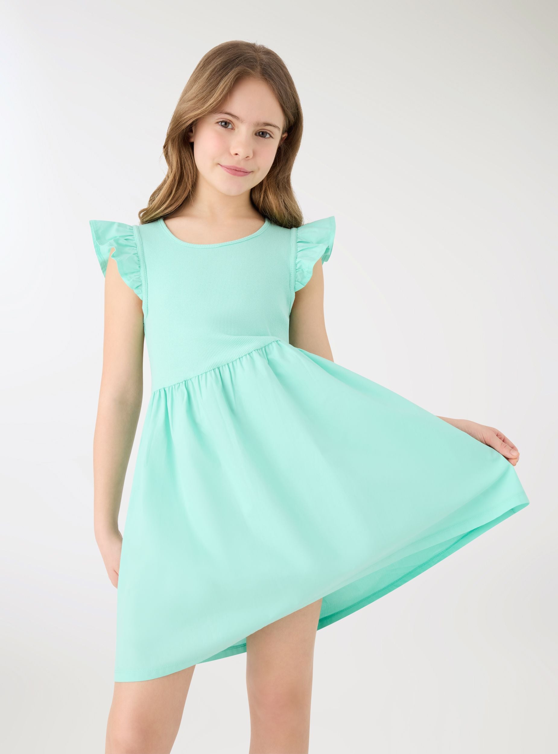 Plain-colour skater dress with ruffled sleeves - Terranova Plain-colour skater dress with ruffled sleeves - Terranova