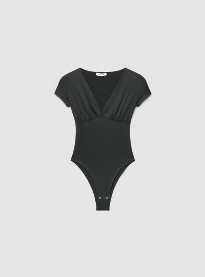Body con scollo profondo e maniche corte