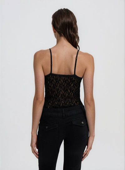 Body in pizzo con spalline sottili