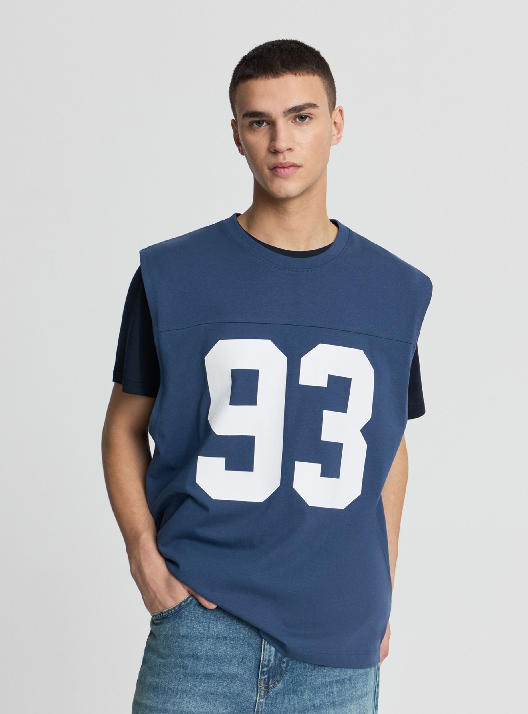 Canotta Style Canotta con stampa numero fit boxy Blu denim scuro SAB0083637001S351 ...