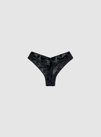 Slip brasiliana in pizzo con incrocio