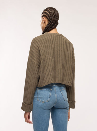 Maglia crop a coste larghe