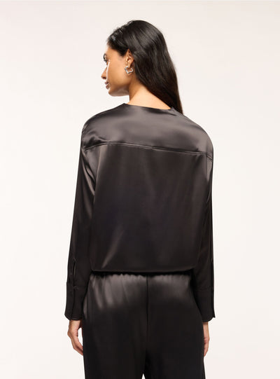 Camicia in satin con collo coreano e arriccio