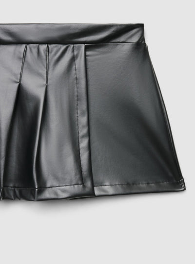 Pleated skort with leather effect