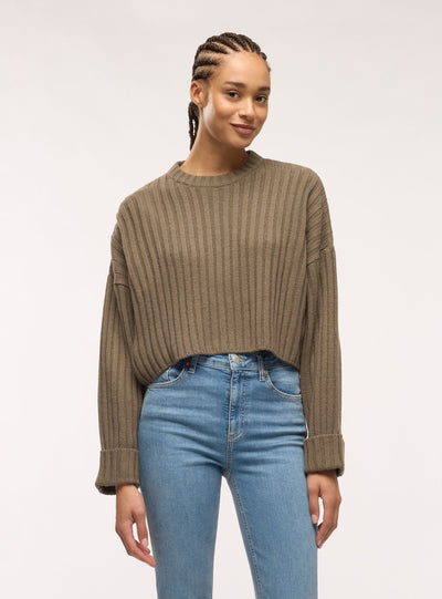 Maglia crop a coste larghe