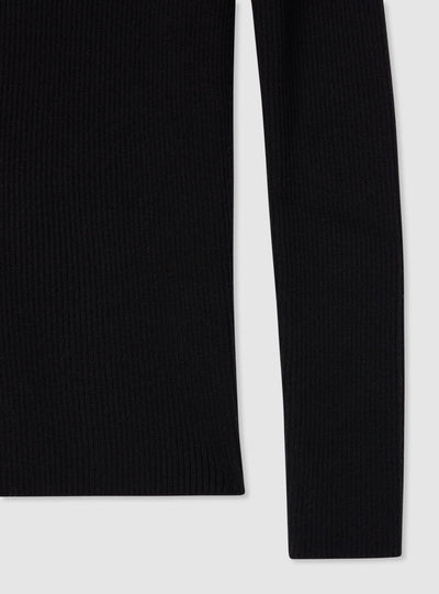 Solid colour ribbed turtleneck sweater