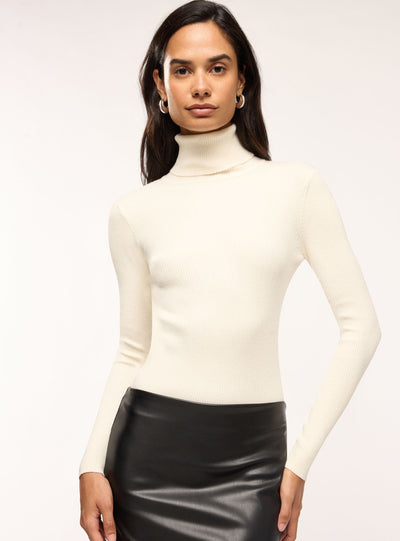 Unifarbiger, gerippter Rollkragenpullover