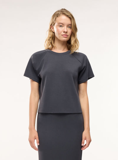 T-shirt a tinta unita con maniche raglan
