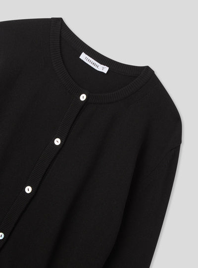 Cardigan tinta unita con bottoni