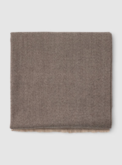 Pashmina leggera a fantasia spinata