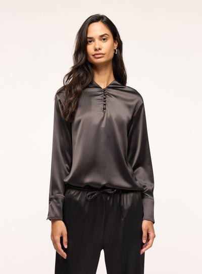 Camicia in satin con collo coreano e arriccio
