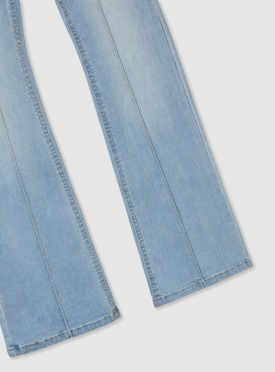 Jeans a zampa a vita bassa