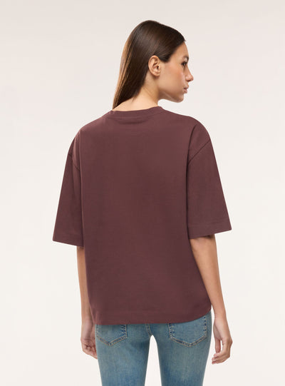 T-shirt over a tinta unita