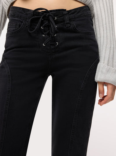 Jeans bootcut con allacciatura